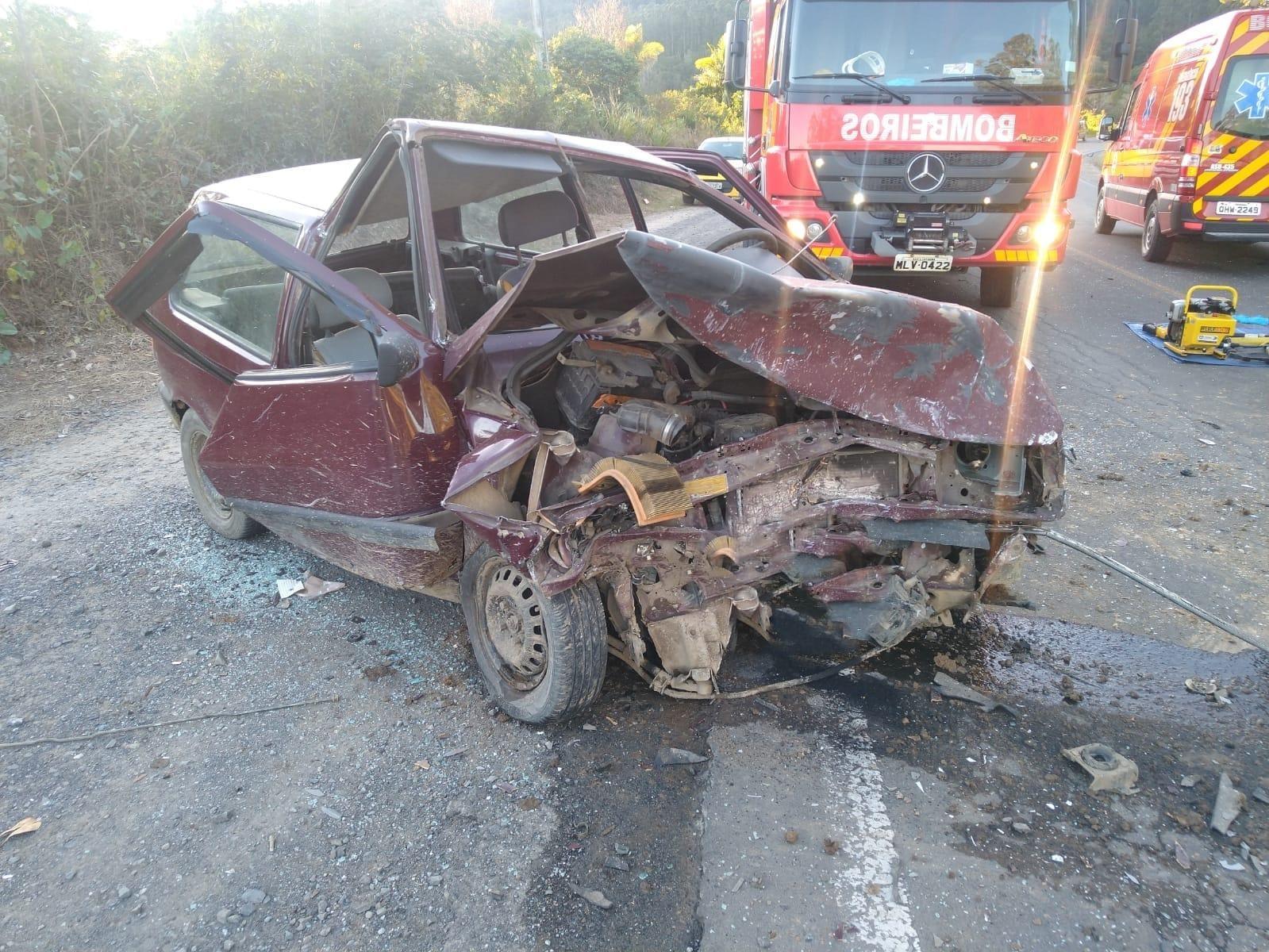 Duas pessoas perdem a vida em grave acidente na SC-350 em Ituporanga