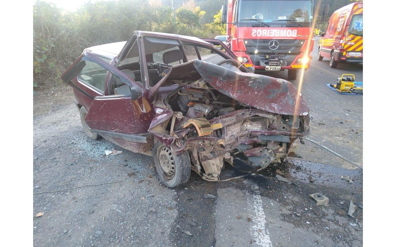 Duas pessoas perdem a vida em grave acidente na SC-350 em Ituporanga