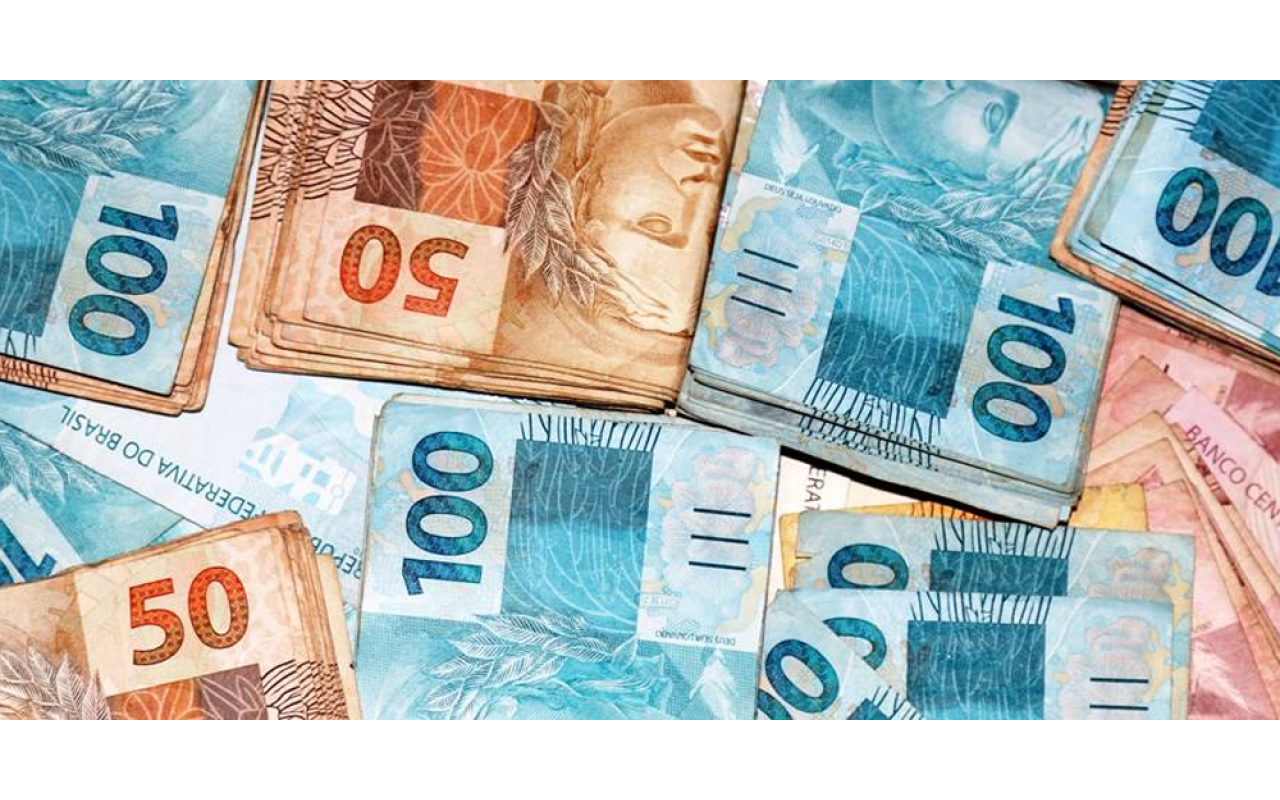 Dupla é presa ao passar dinheiro falso em estabelecimento comercial de Ituporanga  