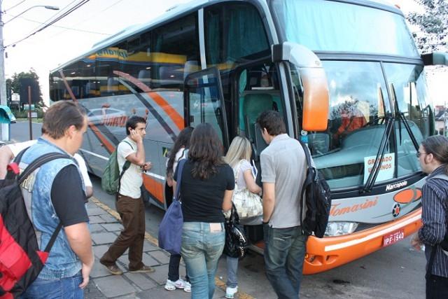 VIDAL RAMOS - Educação garante transporte intermunicipal gratuito para ano letivo de 2015