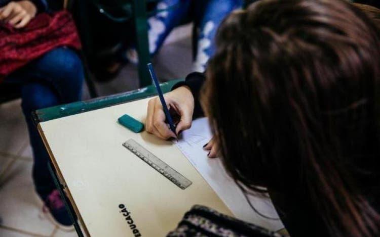 Em meio ao coronavírus, medida provisória dispensa escola de cumprir 200 dias de aula 