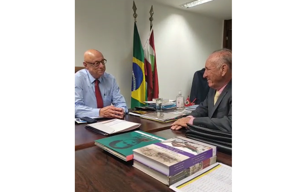 Em reunião com Senador Amin, prefeito Gervásio Maciel solicita recursos para revitalização de ruas de Ituporanga