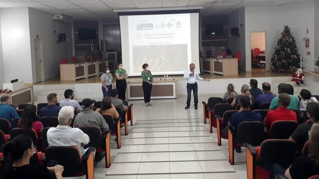 Encontro com agricultores em Ituporanga visa diversificar produção e aumentar renda da agricultura familiar