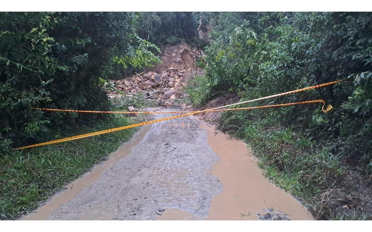Enxurrada deixa rastro de destruição no município de Alfredo Wagner