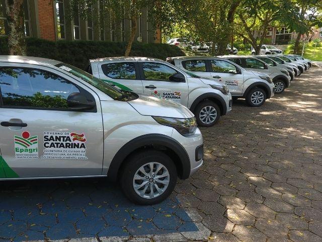 Epagri recebe 50 novos veículos para apoiar a extensão rural nas 16 regionais da Empresa