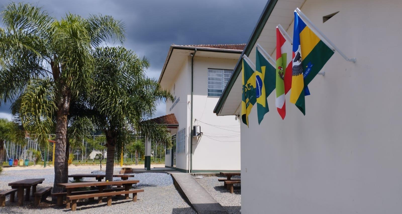 Escola Bertino Silva, em Leoberto Leal, passa por ampla reforma e ampliação com investimento de mais de R$ 5 milhões