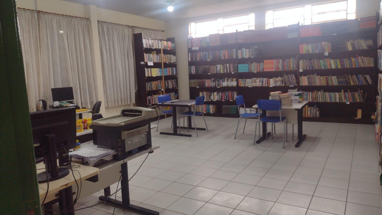 Escola de Petrolândia mobiliza comunidade em campanha para construir nova biblioteca