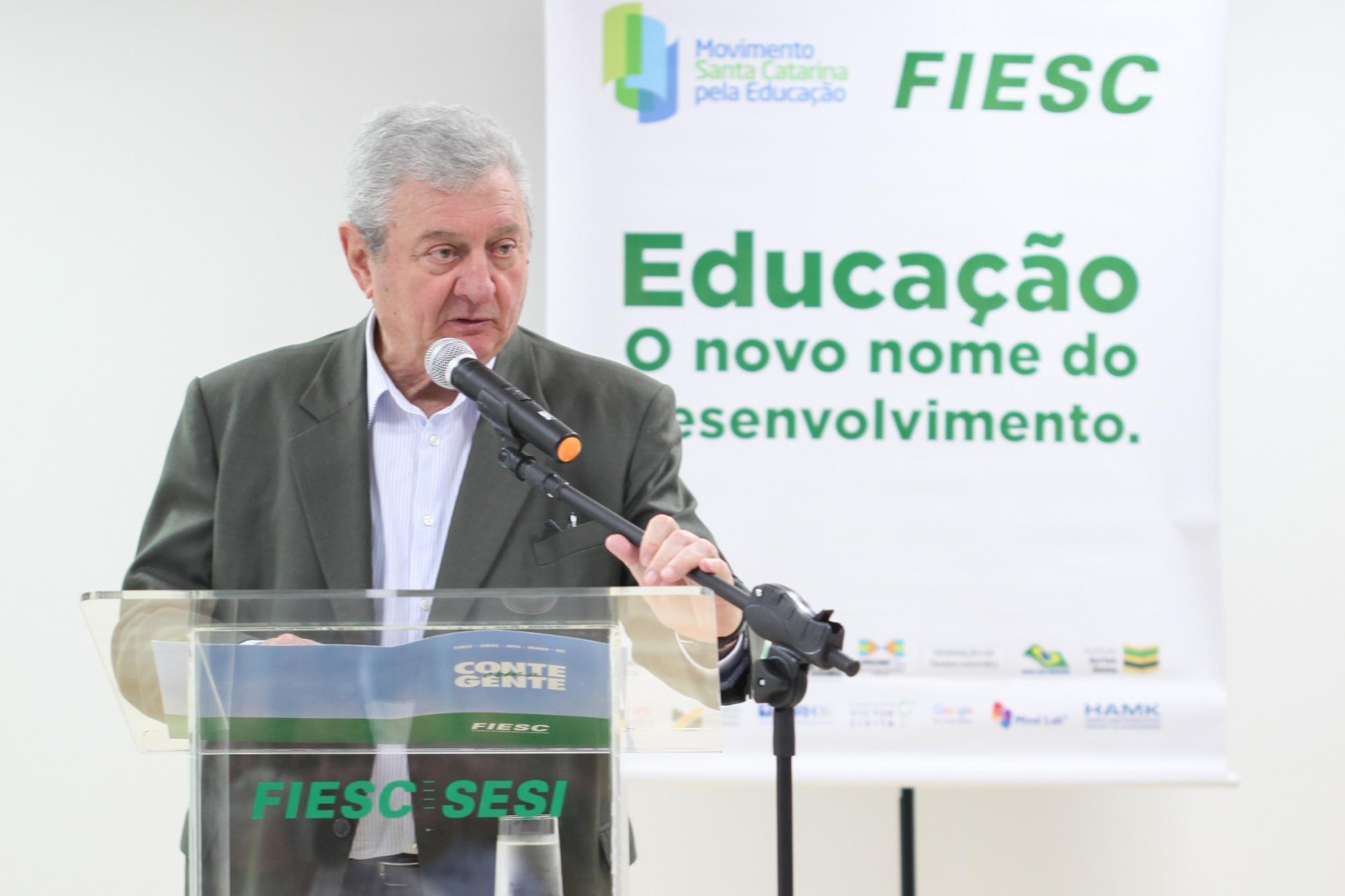 Espírito de liderança é o legado deixado por Genésio Ayres Marchetti, afirma presidente da FIESC