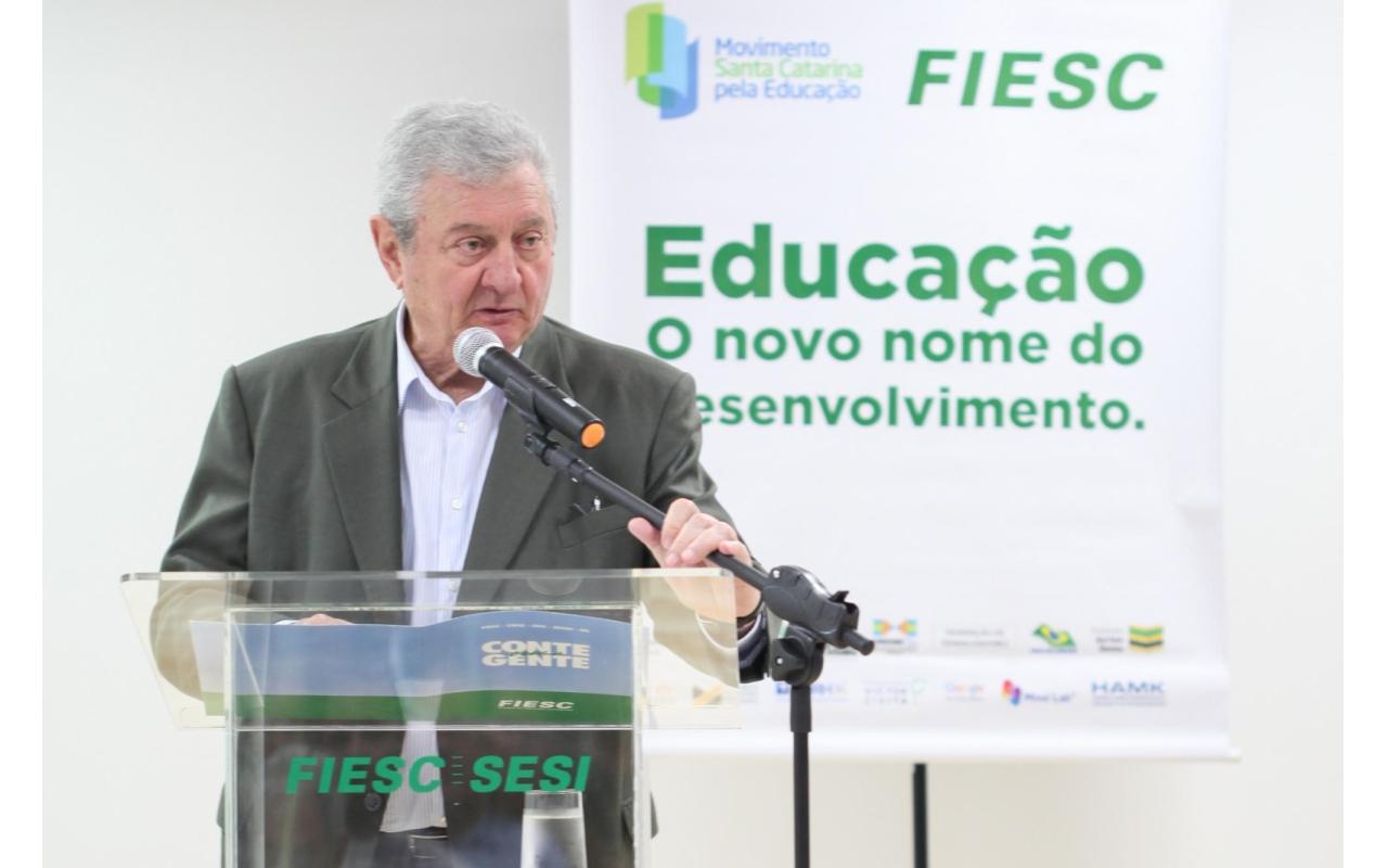 Espírito de liderança é o legado deixado por Genésio Ayres Marchetti, afirma presidente da FIESC