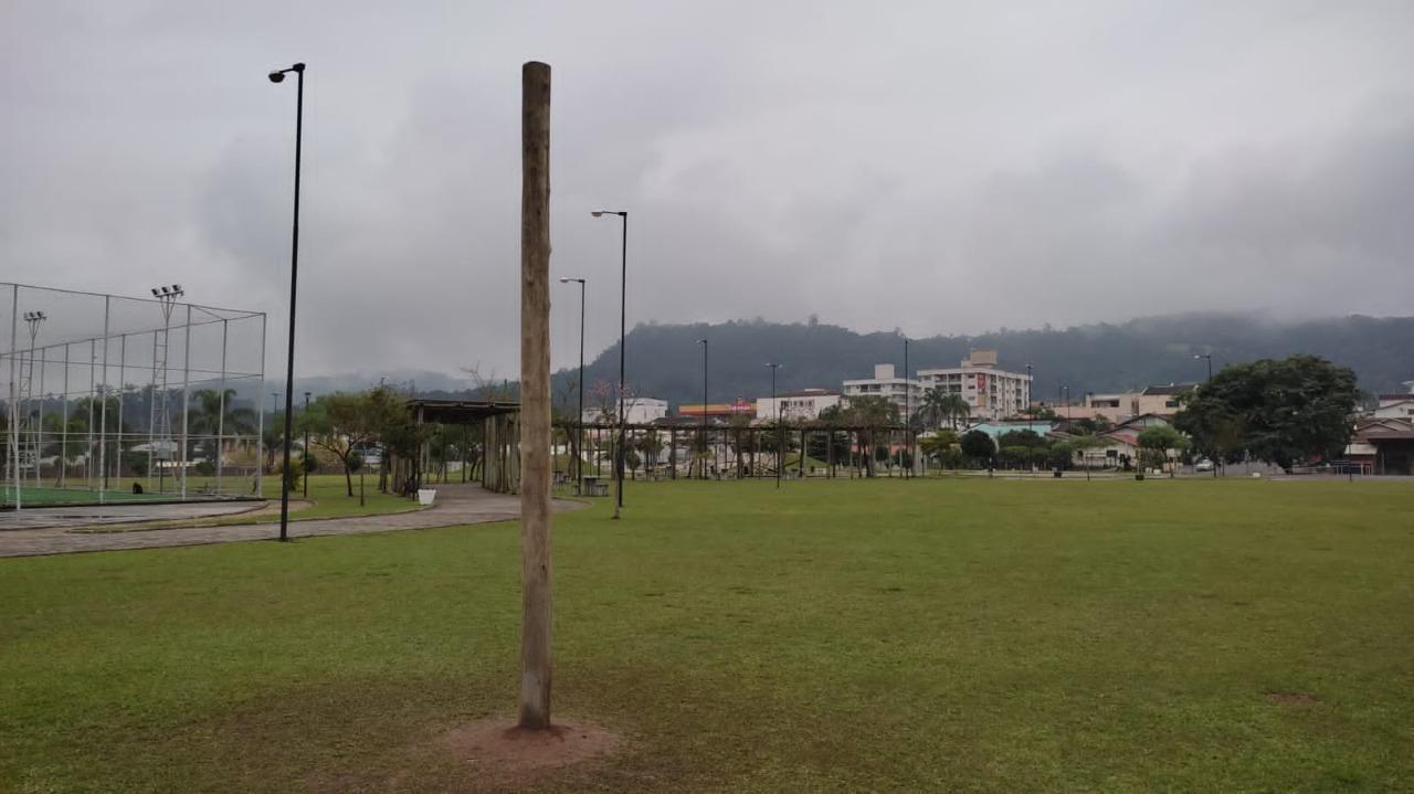 Espirobol recém-instalado é furtado do Parque da Cidade em Ituporanga