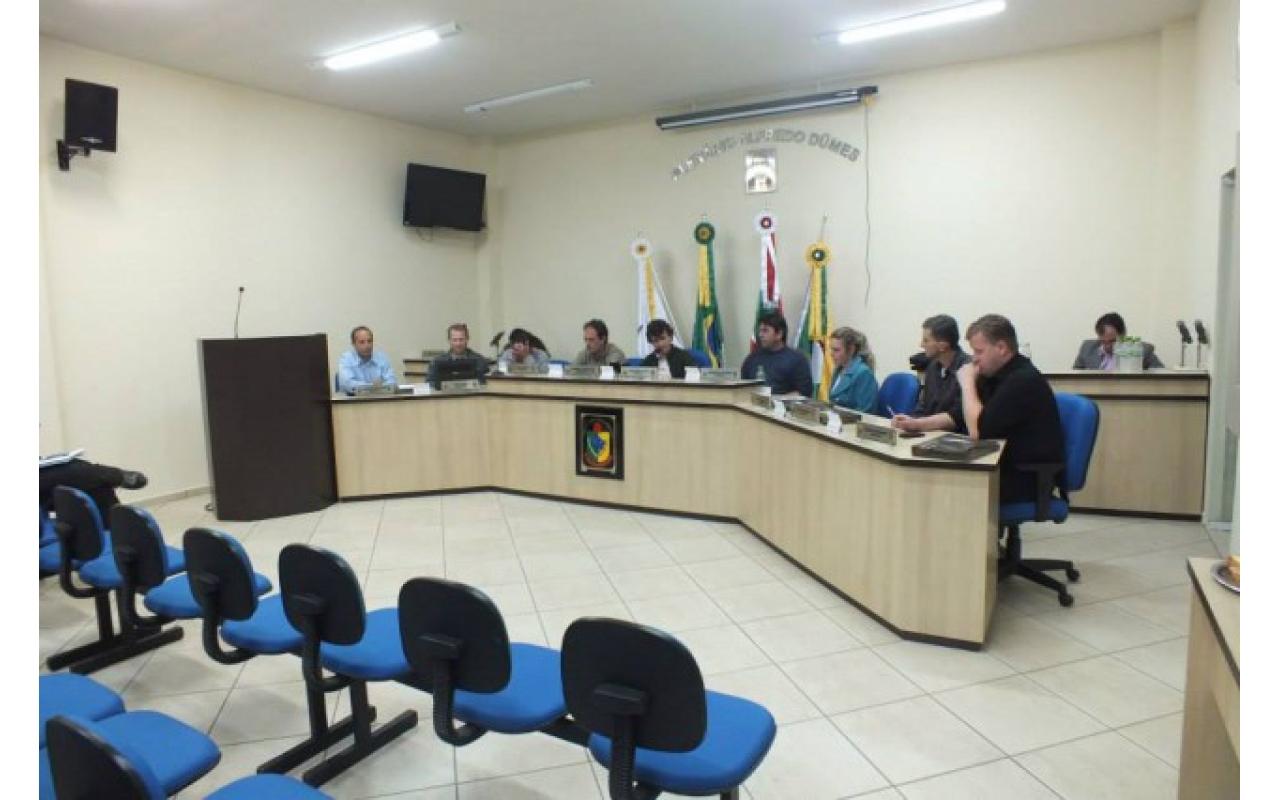 Projeto visa auxiliar preservação e tratamento das nascentes de água de Aurora é aprovado na Câmara