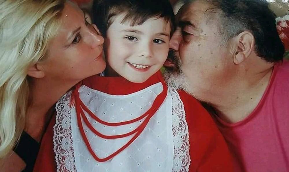 Família morta em Alfredo Wagner é sepultada no interior do Paraná 