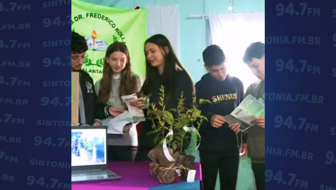 Feira de Ciências em Atalanta ganha destaque com projetos de alunos de escolas municipais e estaduais