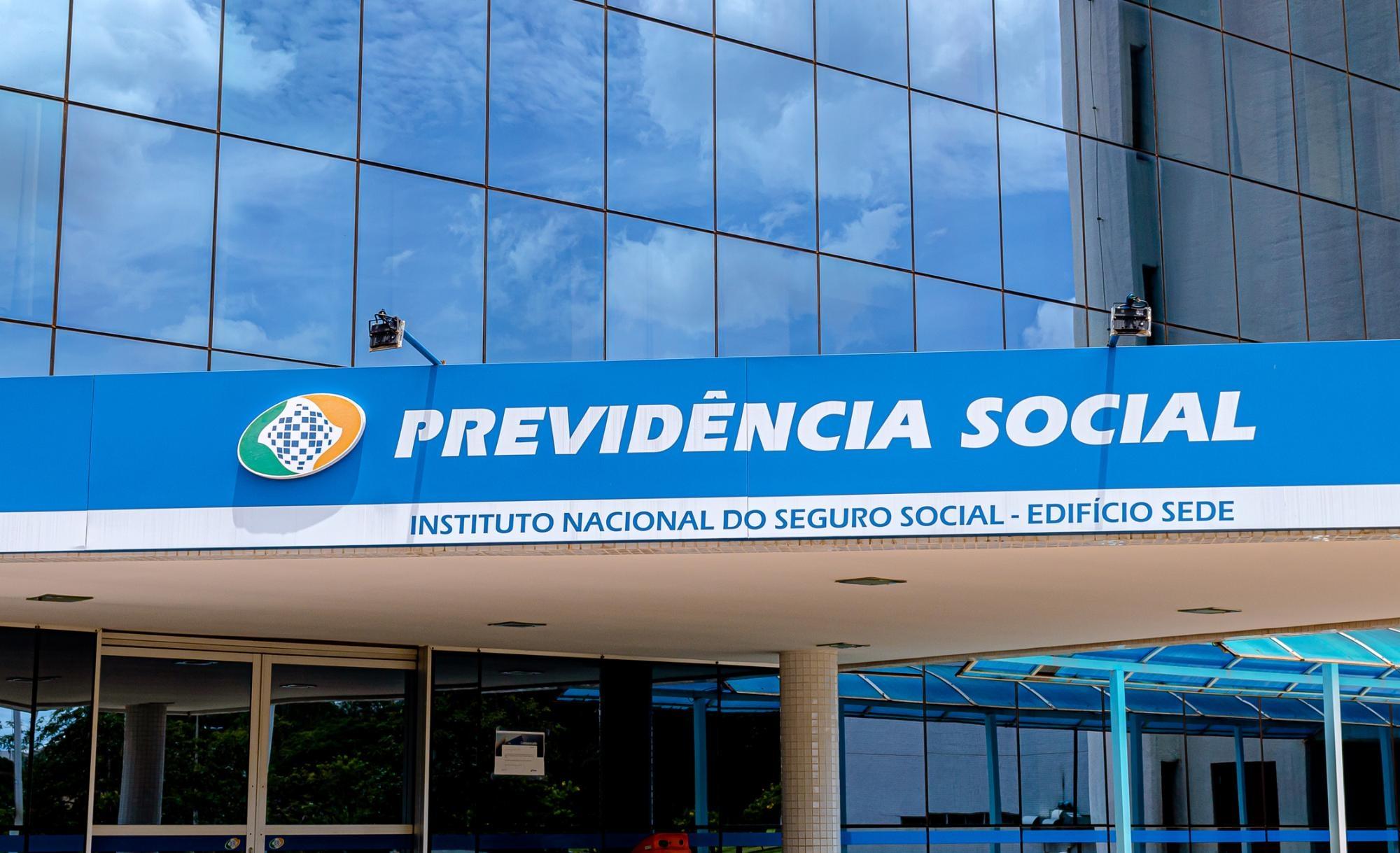Fim da contribuição previdenciária de aposentados será discutida no Senado
