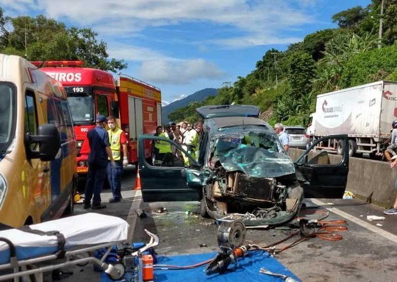 Fim de semana tem quatro mortes em acidentes nas rodovias federais e estaduais de SC