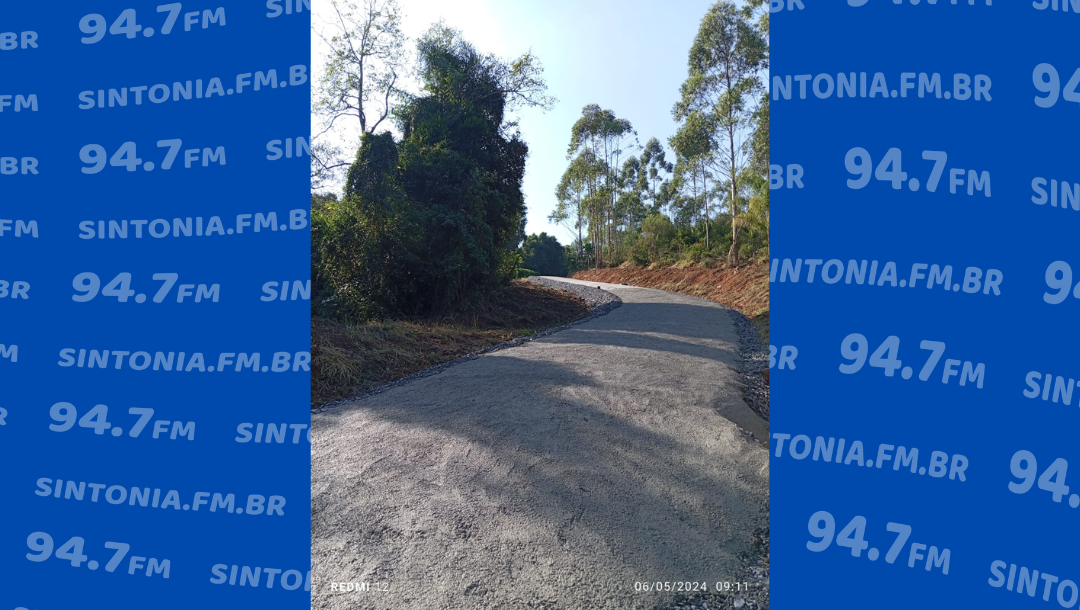 Finalizada a 1ª etapa da obra de concreto usinado no morro de acesso à comunidade de Rio dos Bugres em Vidal Ramos