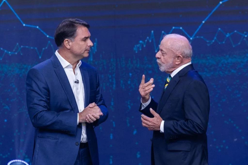 Flávio Bolsonaro vence Lula em Atalanta, Alfredo Wagner e Petrolândia