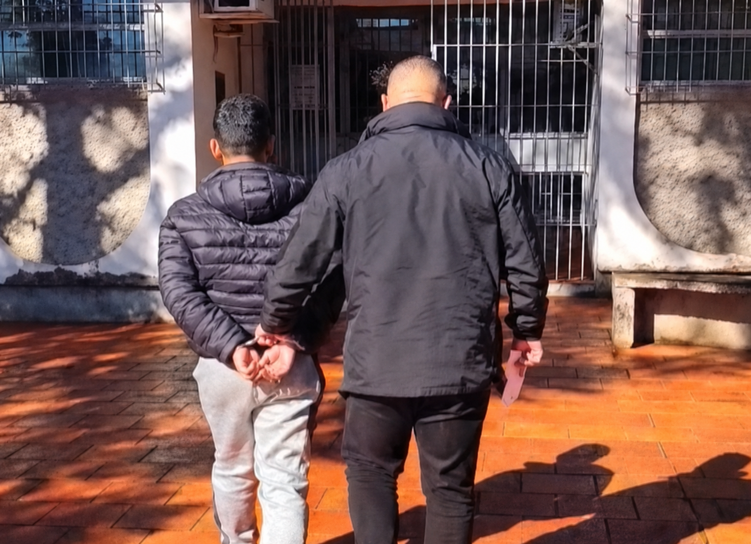 Foragido por furto de veículo em Atalanta é preso pela Polícia Civil no Rio Grande do Sul