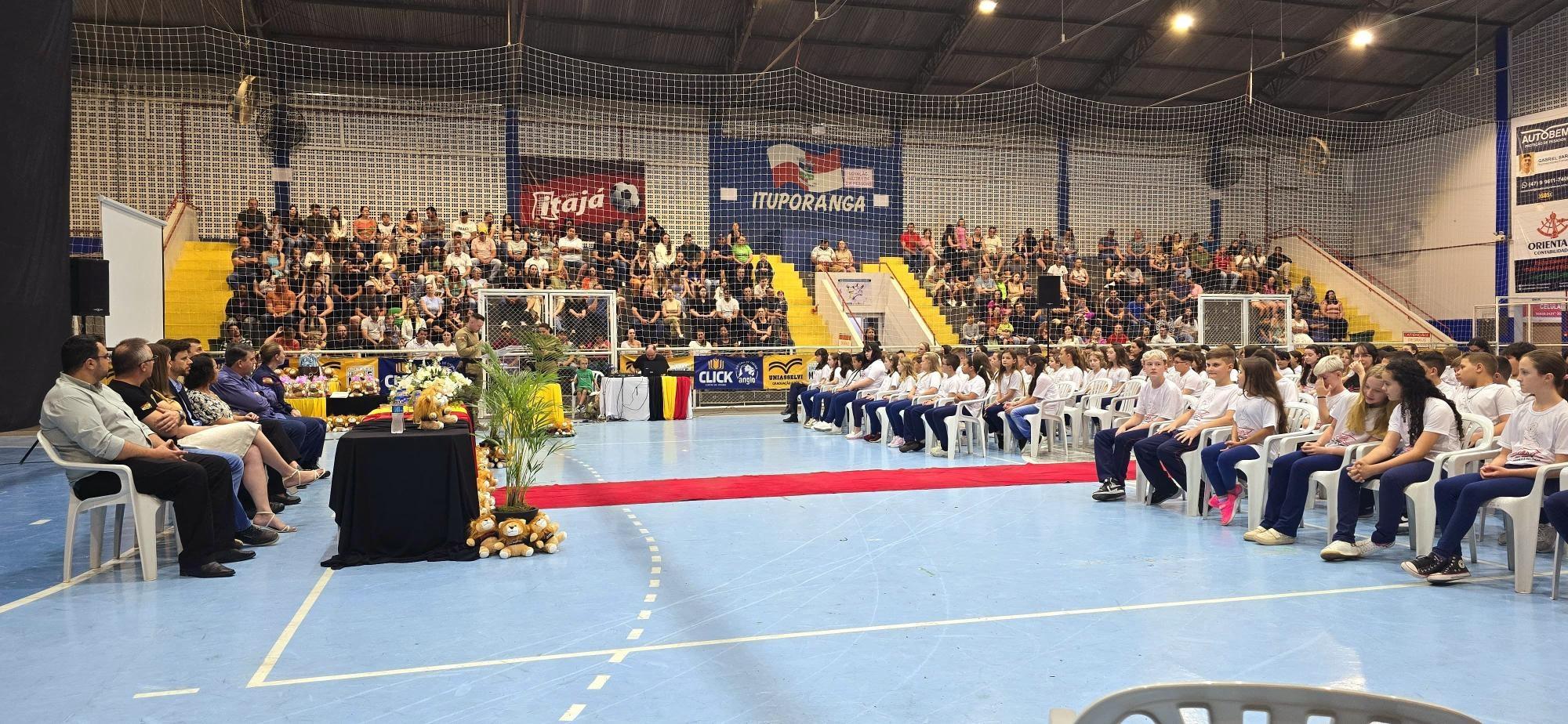 Formatura do Proerd reúne 170 crianças em Ituporanga