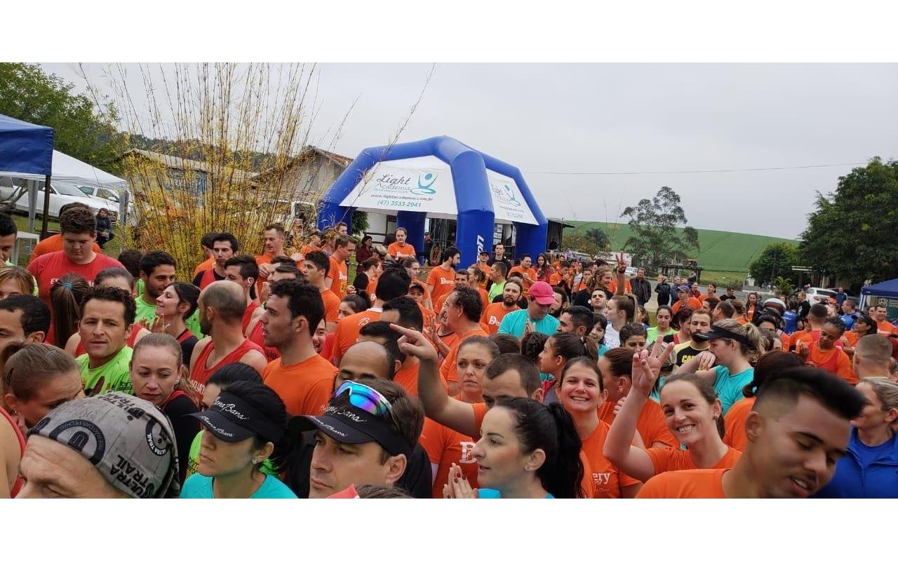 FOTOS: Mais de 200 atletas participam da primeira corrida trail em Ituporanga