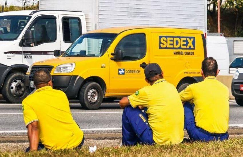 Funcionários dos Correios entram em greve em todo o país