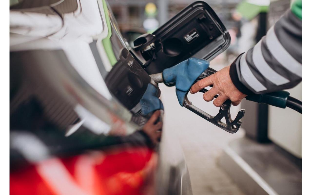 Gasolina fica mais cara a partir desta quarta-feira (1)