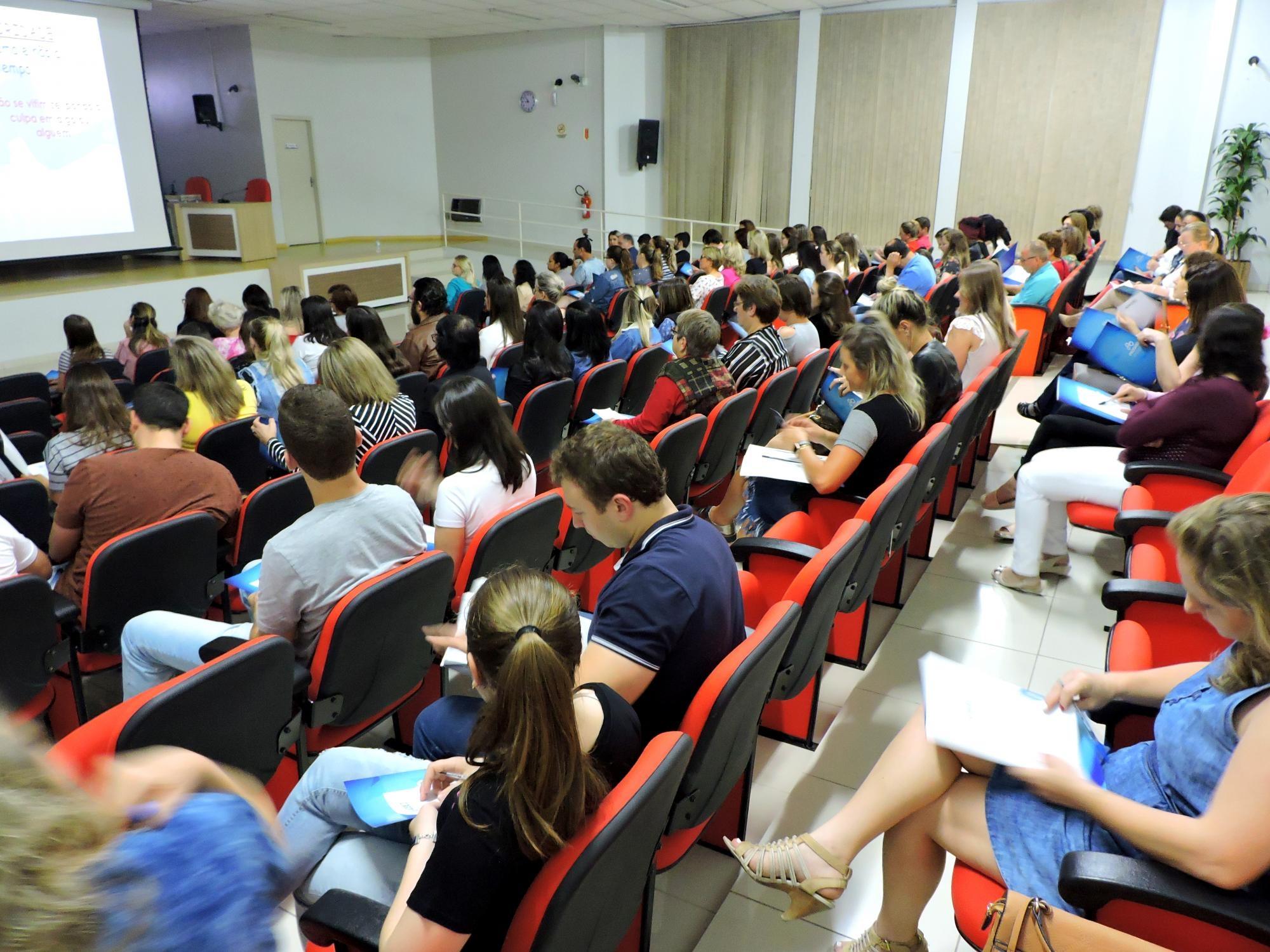 Gestão do tempo é destaque em lançamento do Núcleo Mulher Empreendedora de Ituporanga
