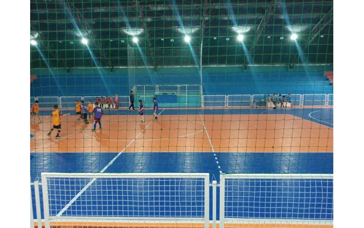 Ginásio do centro de Atalanta é reinaugurado com o início do campeonato municipal de futsal