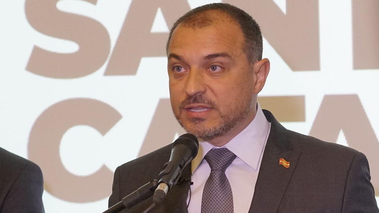 Governador de SC Carlos Moisés critica auxílio concedido por Daniela Reinehr 