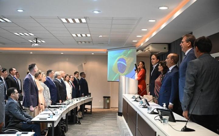 Governador Jorginho Mello dá posse aos novos secretários de Estado