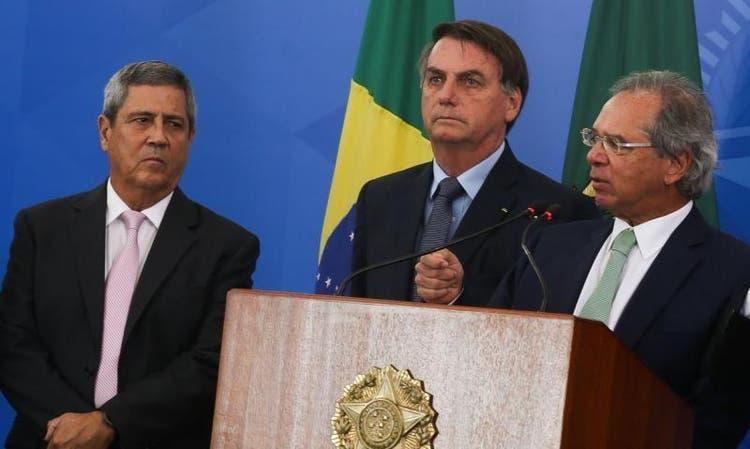 Governo anuncia R$ 200 bilhões para socorrer trabalhadores e empresas; benefício de R$ 600 será sancionado