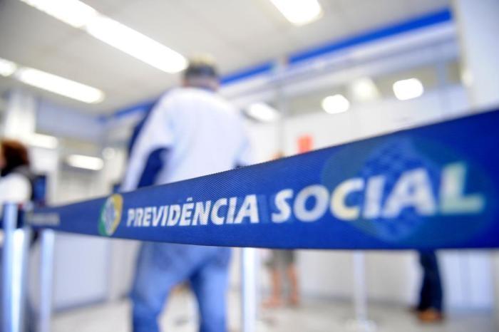 Governo Bolsonaro prepara pente-fino em todos benefícios do INSS, diz jornal