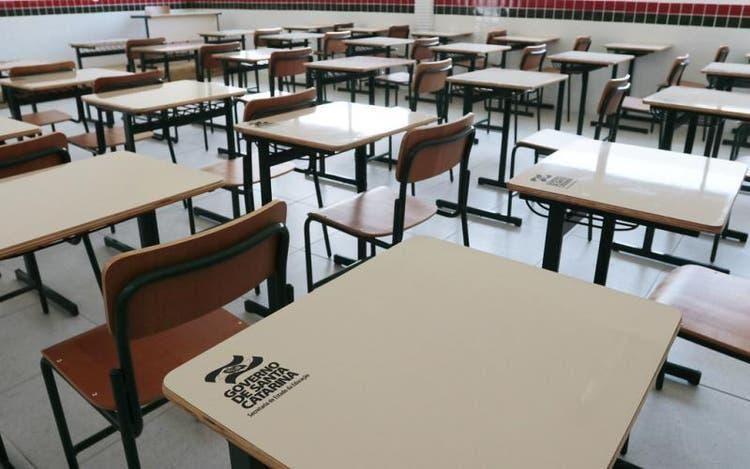 Governo de SC anuncia chamada de 804 professores aprovados em concurso