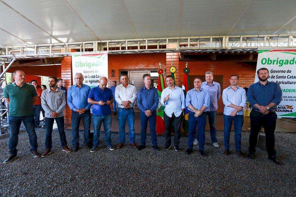 Governo do Estado lança programa que levará internet de qualidade ao campo