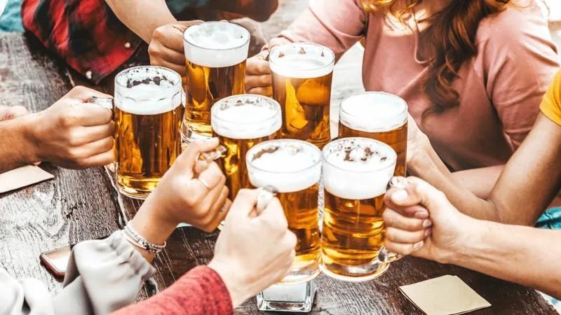 Governo vai tributar bebidas por teor alcoólico