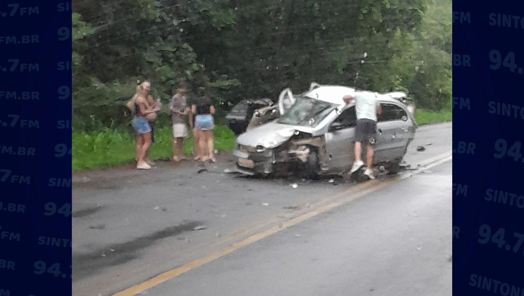 Grave acidente na BR-470 deixa um morto e três feridos