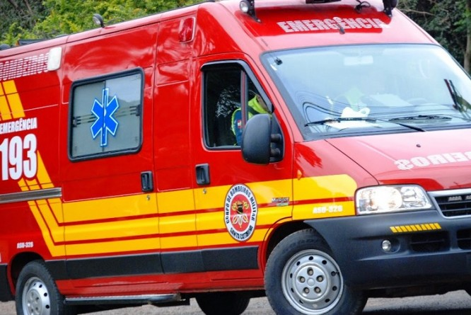 Homem cai de cesto do guincho e é conduzido ao HBJ com suspeita de fratura