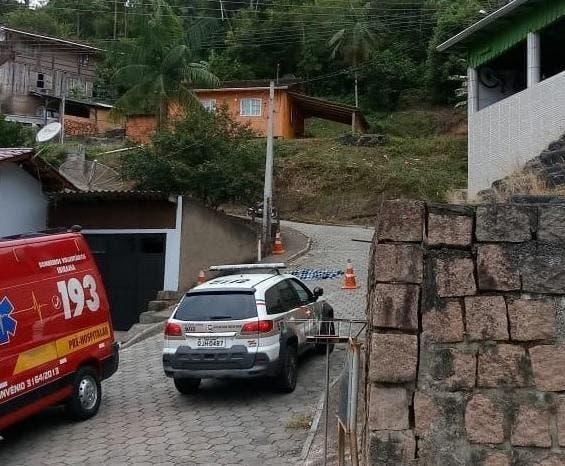 Homem é assassinado com ao menos 30 facadas em Ibirama
