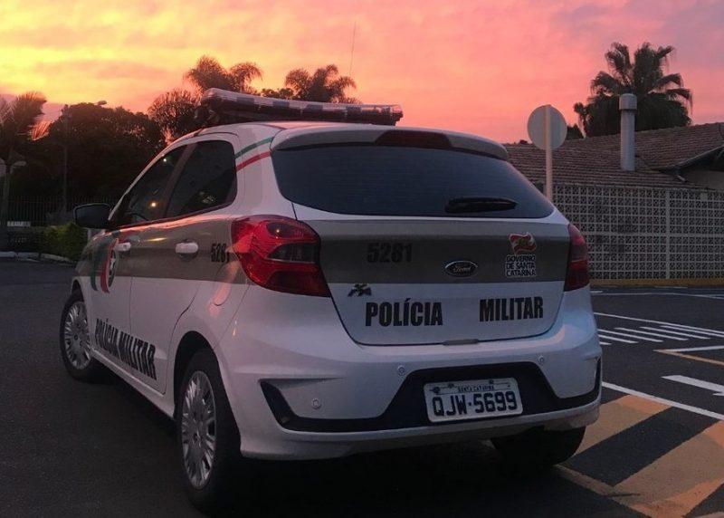 Homem é morto a tiros enquanto dormia com a esposa em Rio do Sul