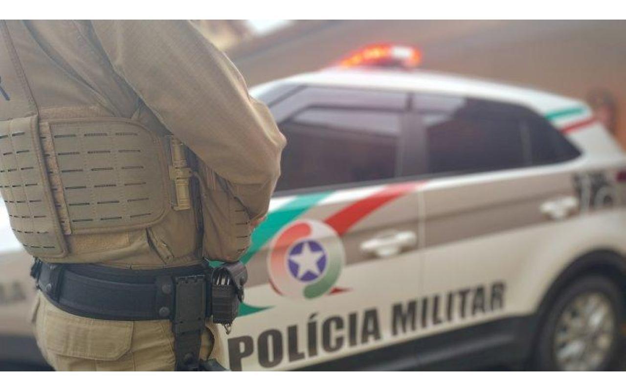 Homem é preso após assalto a bar e perseguição entre Vidal Ramos e Ituporanga