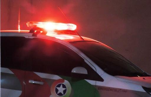 Homem morre após confronto com policiais durante surto no Alto Vale