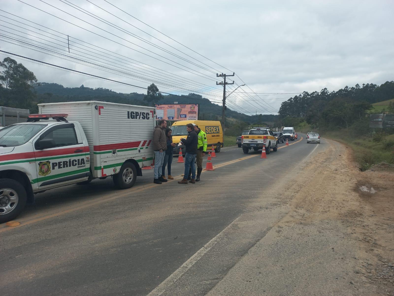 Homem perde a vida após cair de moto na SC-350 