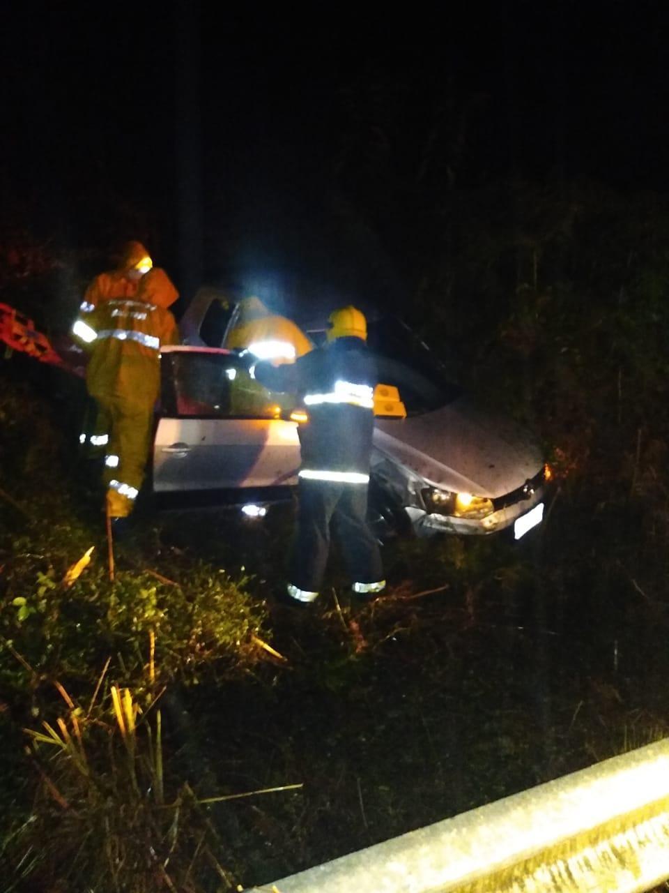 Homem sofre ferimentos após saída de pista na SC-110