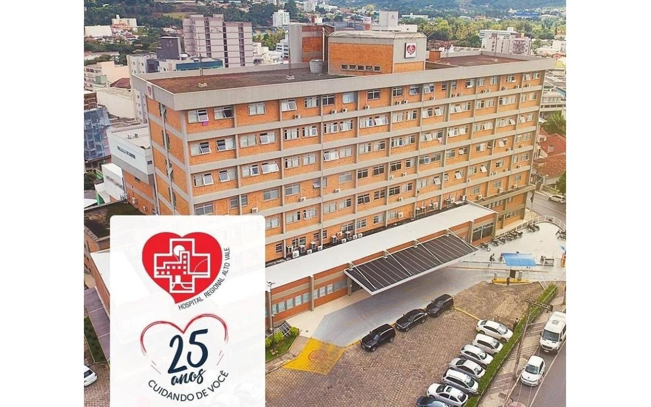 Hospital Regional Alto Vale completa 25 anos