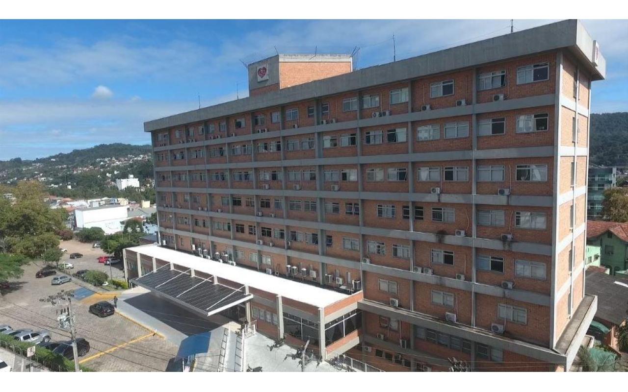 Hospital Regional Alto Vale (HRAV) divulga taxa de ocupação das UTIs