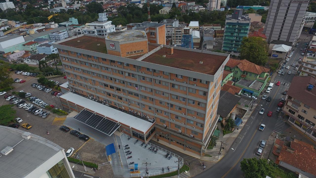Hospital Regional Alto Vale suspende temporariamente todas as visitas
