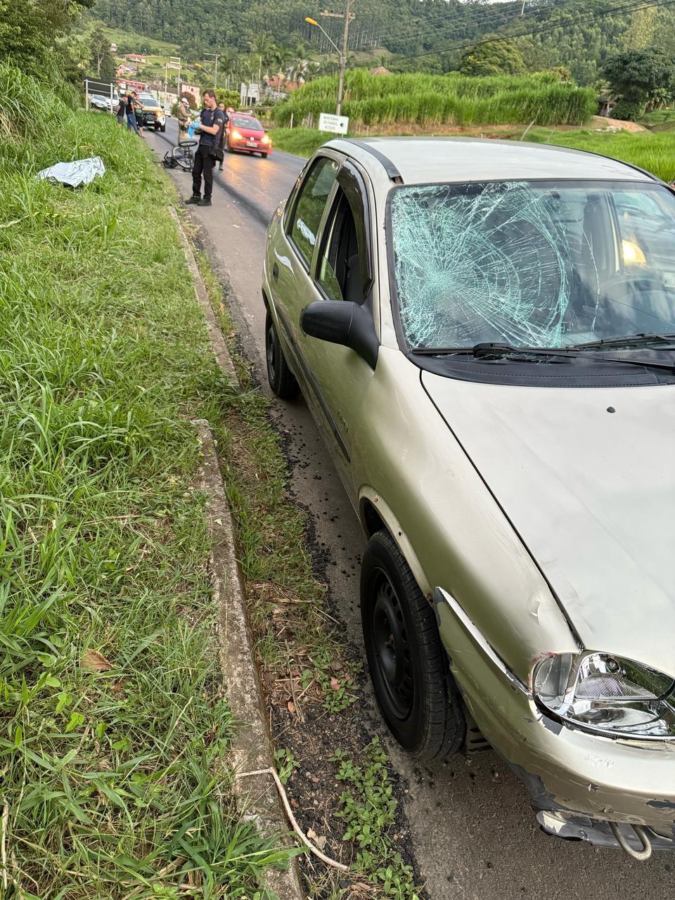 Idoso condutor de triciclo morre em acidente 