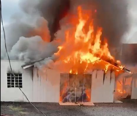 Igreja é destruída pelo fogo em Ituporanga 