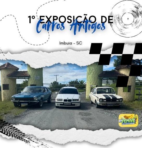 Imbuia realiza primeira exposição de carros antigos durante a FEMIVE