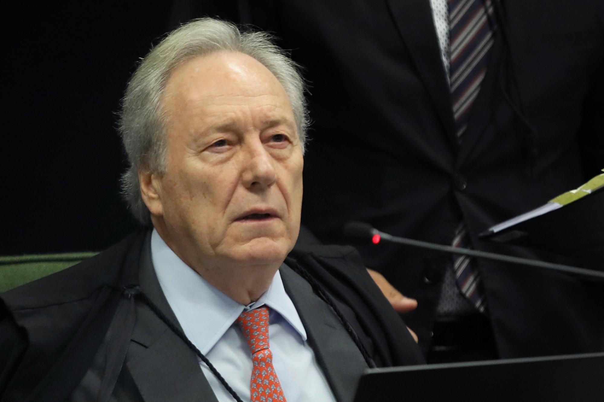 Impeachment: Lewandowski nega o pedido de Laércio Schuster para suspender o julgamento